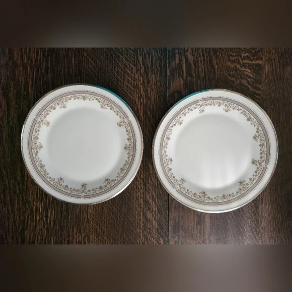 Lenox Dining Lenox Lace Point Dinner Plates China Retired